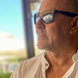 d78e30d1-84a0-4c21-8eed-a2abc89706a8